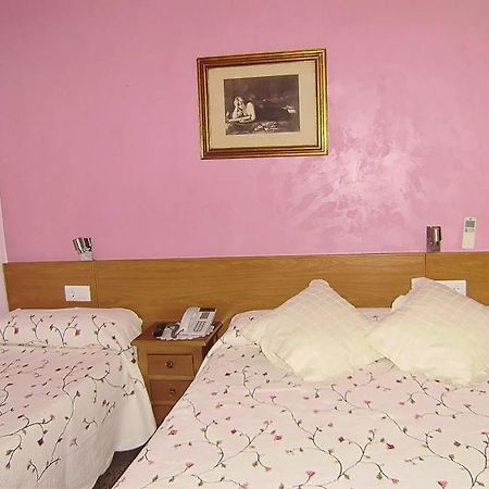 مدريد Hostal Miguel Angel المظهر الخارجي الصورة