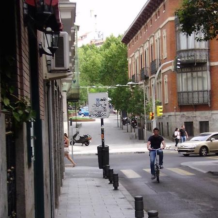 مدريد Hostal Miguel Angel المظهر الخارجي الصورة