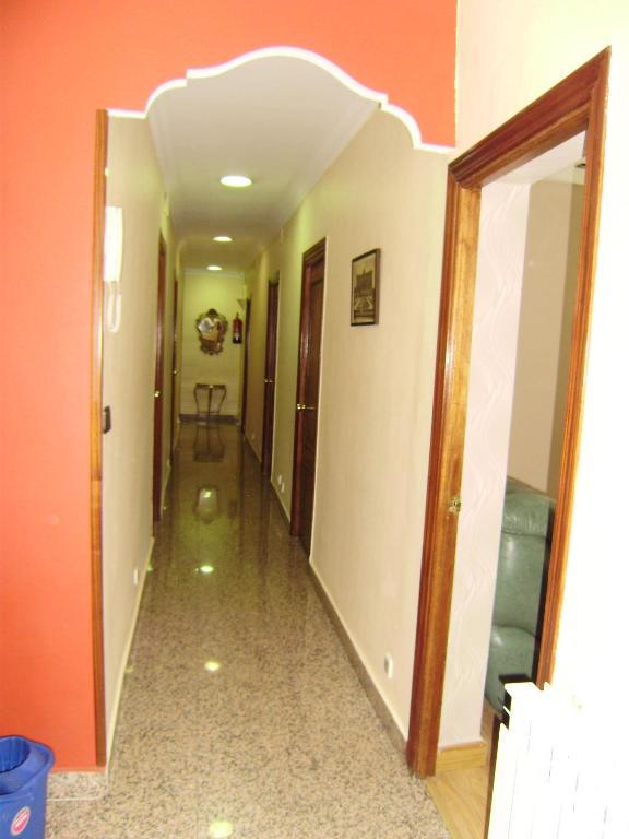 مدريد Hostal Miguel Angel المظهر الخارجي الصورة