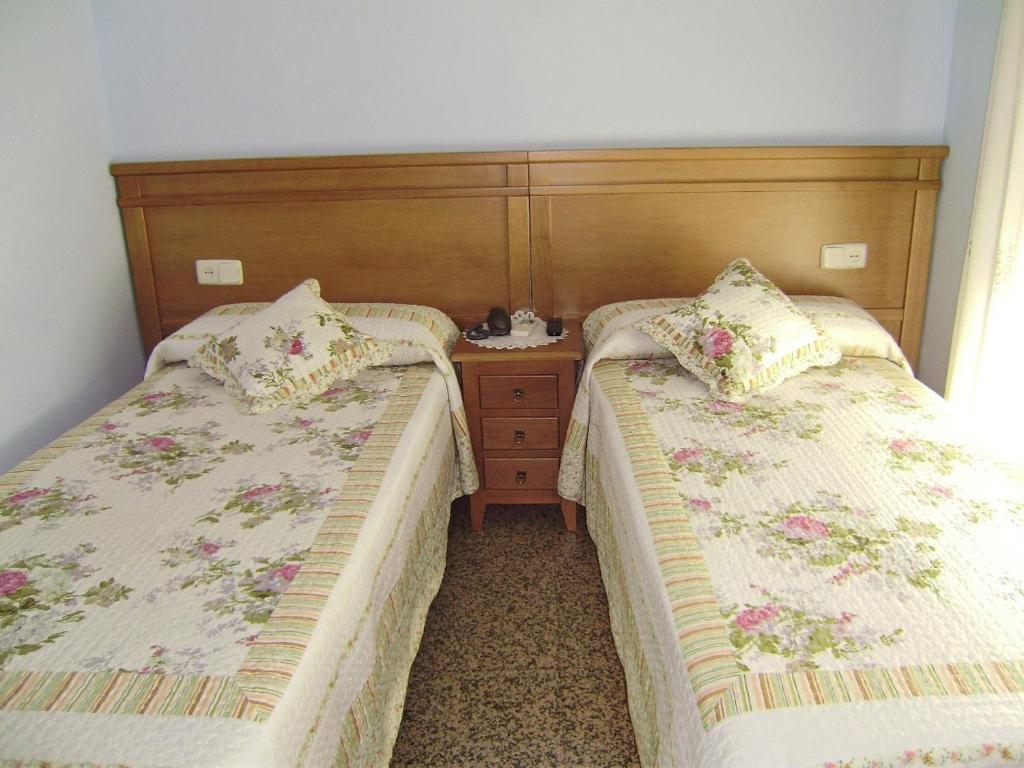 مدريد Hostal Miguel Angel الغرفة الصورة